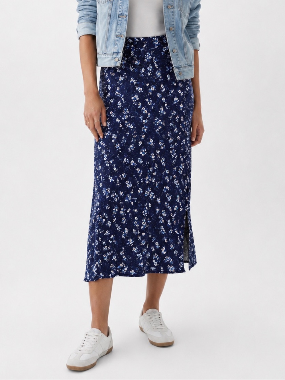 Gap Navy Floral Midi Side Slit Skirt NWOT Size Medium